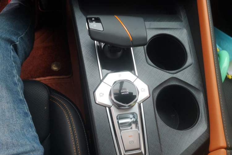 Used CHANGAN UNI-V iDD 2023 Zhidian iDD 1.5T 113km Smart & Fun Version (Rapid Edition)