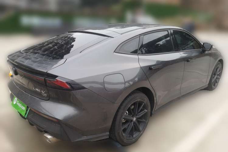 Used CHANGAN UNI-V iDD 2023 Zhidian iDD 1.5T 113km Smart & Fun Version (Rapid Edition)