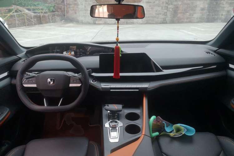 Used CHANGAN UNI-V iDD 2023 Zhidian iDD 1.5T 113km Smart & Fun Version (Rapid Edition)