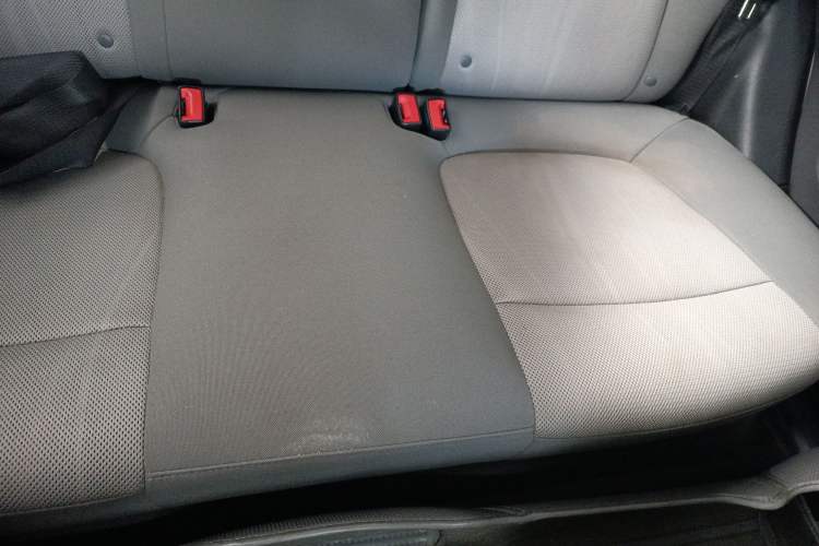 Used Chevrolet Aveo Sonic 2011 Sedan 1.4L Manual Transmission SE
