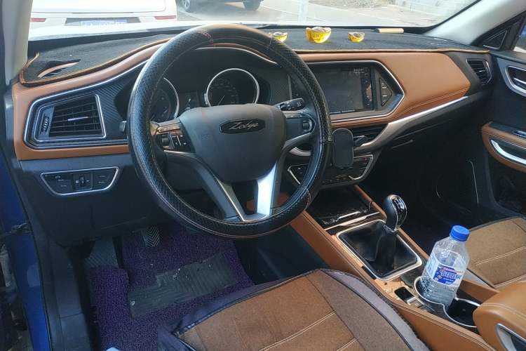 Used Zotye T300 2017 1.5L Manual Luxury Model
