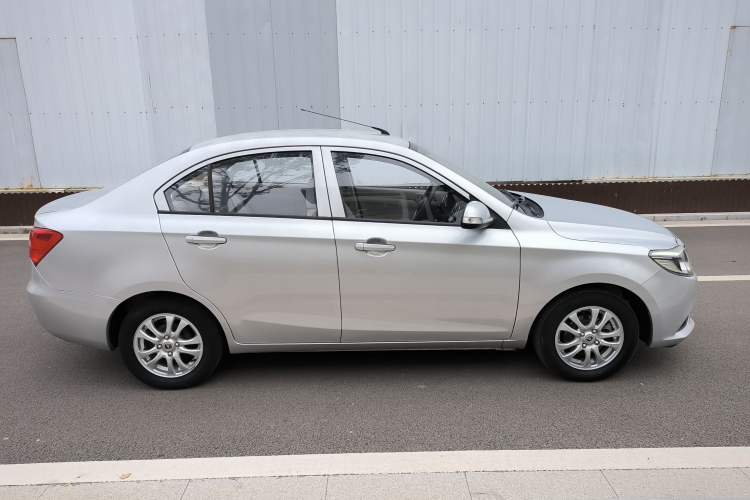 Used Changan Alsvin V3 2015 1.4L Manual Meiruan Model China V Standard
