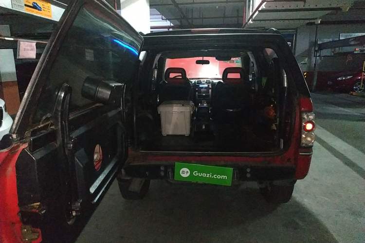 Used Land X9 2009 2.5T VM Two-Wheel Drive Diesel Version
