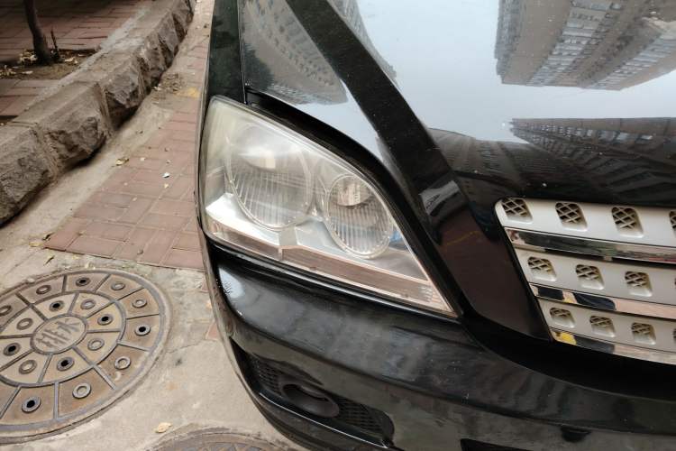 Used Huanghai Aolong CUV 2010 2.0L Two-Wheel-Drive DD6470 Standard Version
