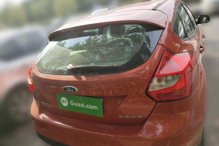 Used Ford Focus 2012 Hatchback 1.6L Automatic Fashion Edition
