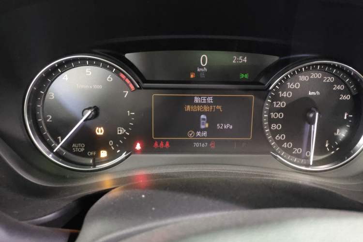 Used Cadillac XT4 2018 28T Two-Wheel-Drive Luxury Model