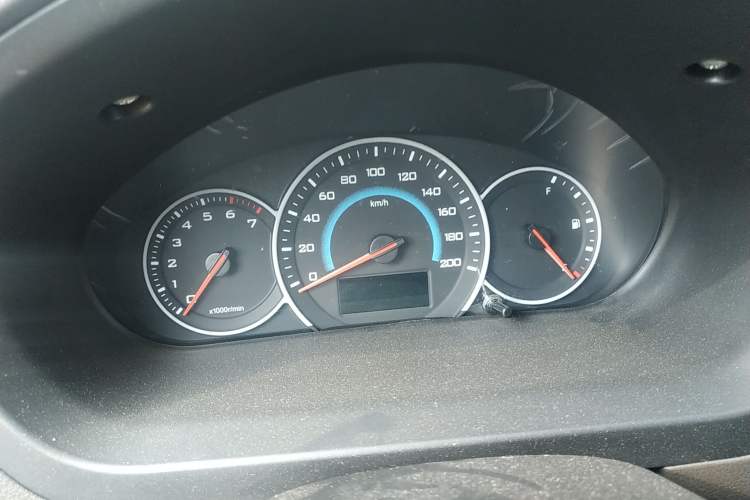 Used Wuling Rongguang V 2016 1.5L Standard Version
