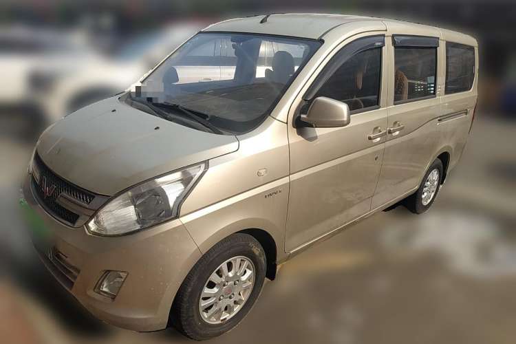 Used Wuling Rongguang V 2016 1.5L Standard Version