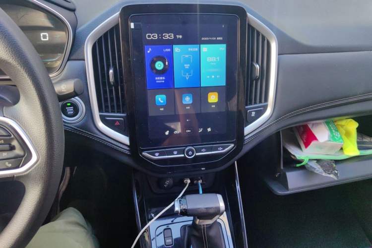 Used Baojun 530 2021 Global Car Anniversary Edition 1.5T CVT Luxury Model 7 Seats
