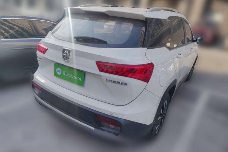 Used Baojun 530 2021 Global Car Anniversary Edition 1.5T CVT Luxury Model 7 Seats
