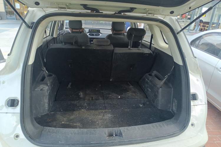 Used Baojun 530 2019 1.5T Manual Comfort Version 7 Seats China V Emission Standard
