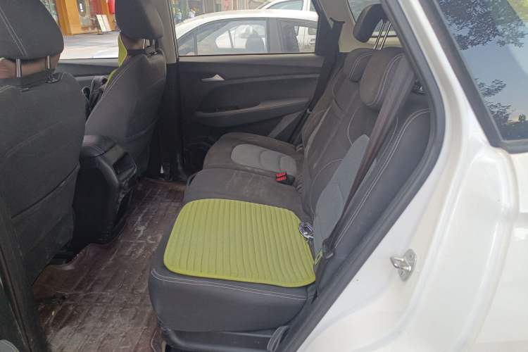 Used Baojun 530 2019 1.5T Manual Comfort Version 7 Seats China V Emission Standard
