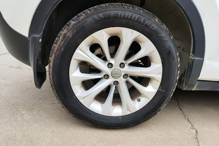 Used Brilliance V3 2015 1.5L Automatic Smart Version
