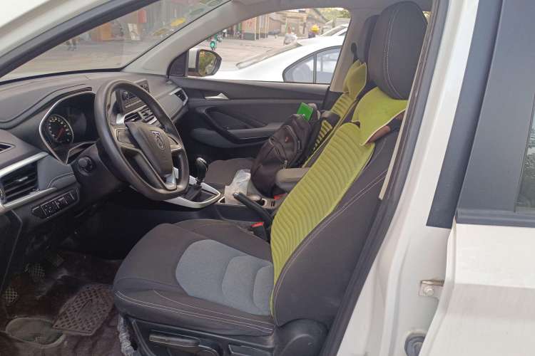 Used Baojun 530 2019 1.5T Manual Comfort Version 7 Seats China V Emission Standard
