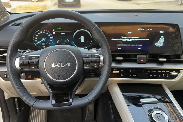 Used Kia Sportage (Chinese Domestic Model) 2023 2.0L HEV Two-Wheel Drive Flagship Edition
