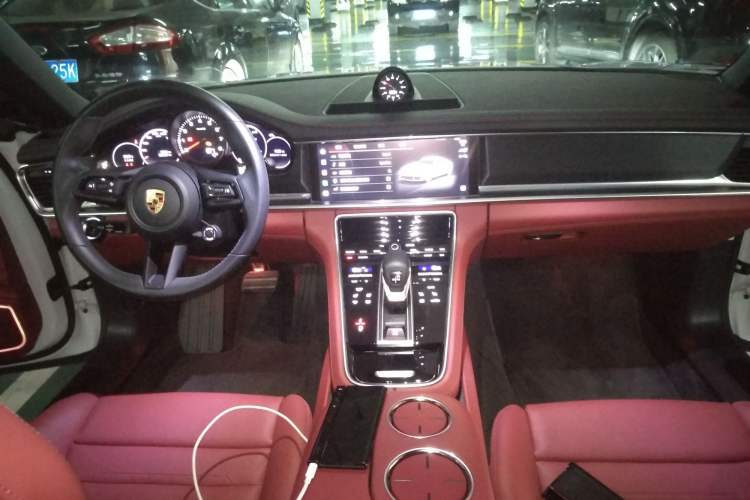 Used Porsche Panamera 2023 Facelifted Panamera 2.9T Platinum Edition
