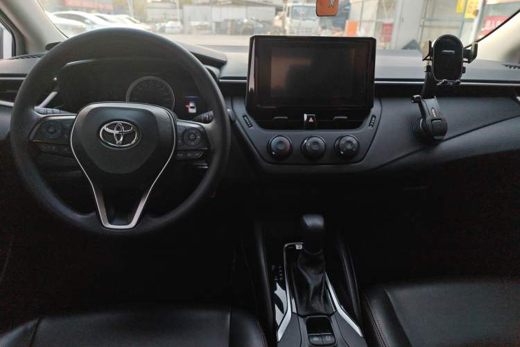 Used Toyota Corolla 2021 TNGA 1.5L CVT Pioneer Edition
