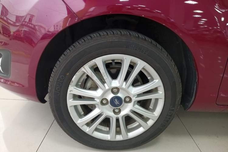 Used Ford Fiesta 2013 Hatchback 1.5L Automatic Fashion Edition