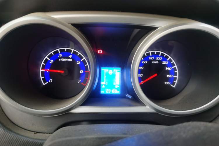 Used CHANGAN OSHAN Ounuo S 2014 1.3L Happiness Model
