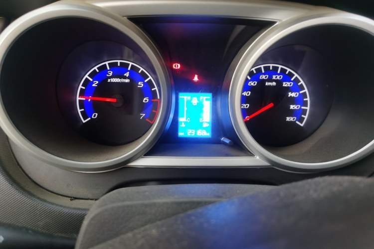 Used CHANGAN OSHAN Ounuo S 2014 1.3L Happiness Model
