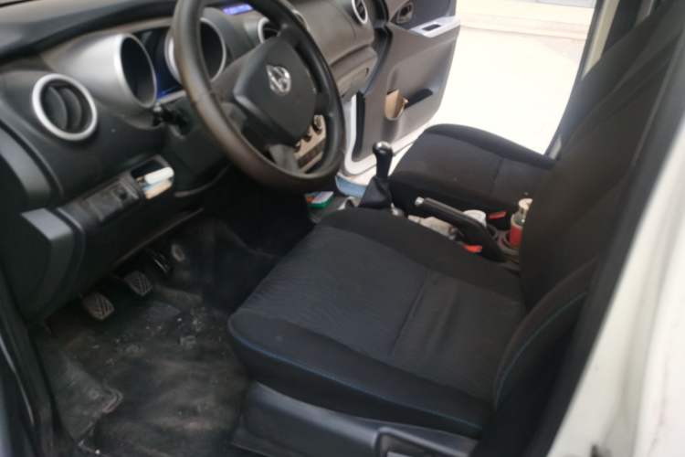 Used CHANGAN OSHAN Ounuo S 2014 1.3L Happiness Model
