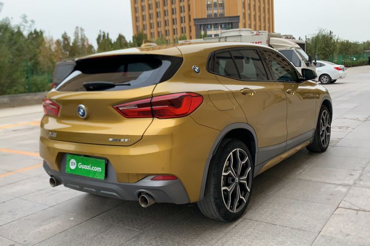 Used BMW X2 2018 sDrive25i Luxury Model with M Off-Road Package China V Emission Standard
