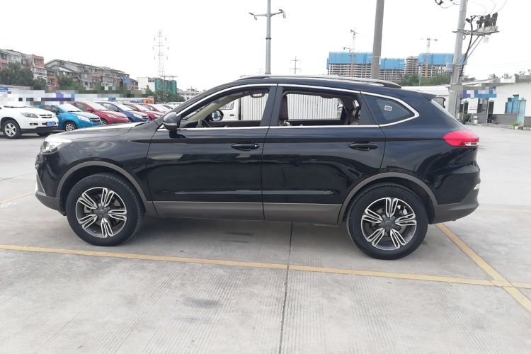 Used Leopaard CS10 2017 1.5T Manual Prestige Model
