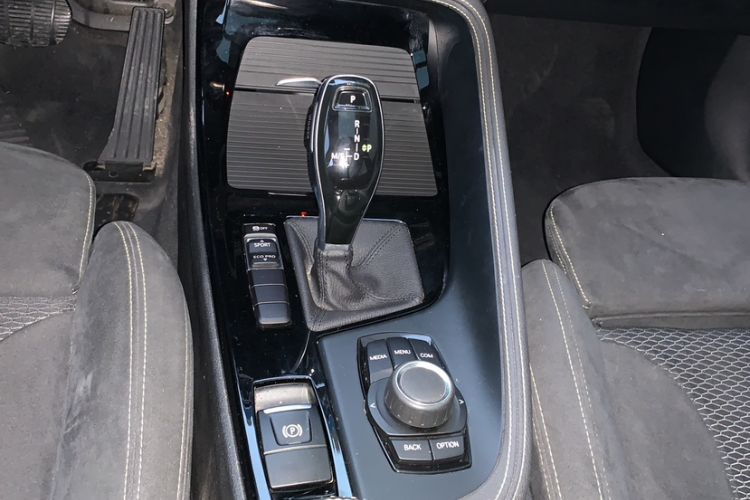 Used BMW X2 2018 sDrive25i Luxury Model with M Off-Road Package China V Emission Standard
