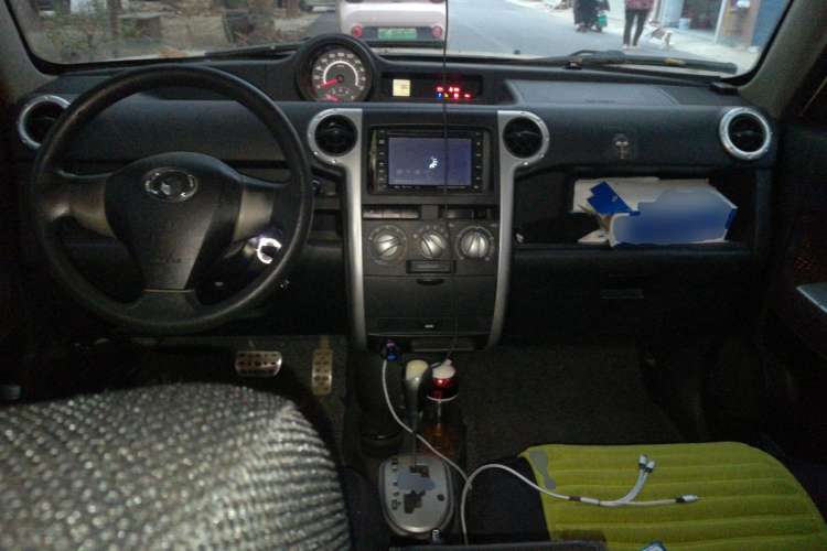 Used Great Wall M2 2010 1.5L CVT Luxury Edition
