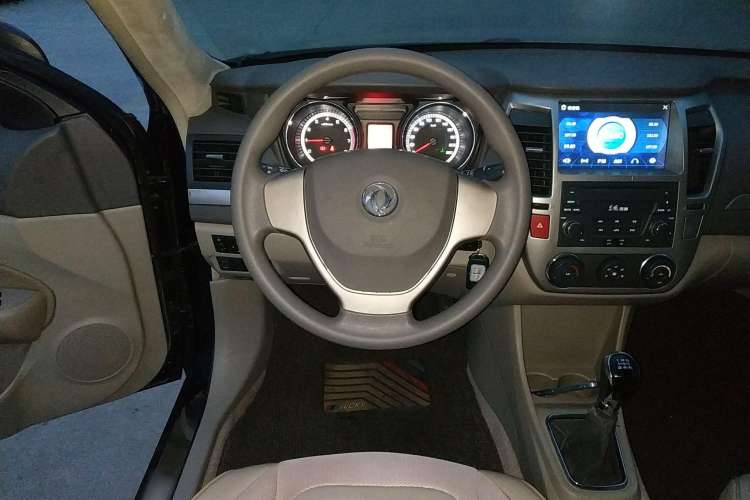 Used Dongfeng Aeolus A60 2014 1.5L Manual Elite Model
