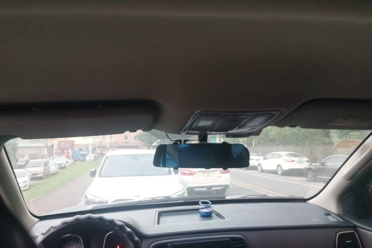 Used Zxauto Terralord 2021 2.5T Passenger Version Diesel Two-Wheel Drive Luxury Trim with Dual Wheels
