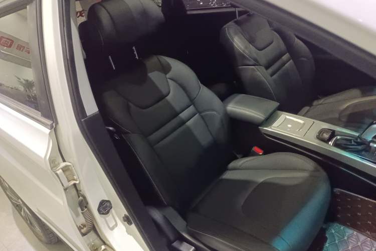 Used Luxgen U6 SUV 2018 1.8T Classic Sunroof Edition
