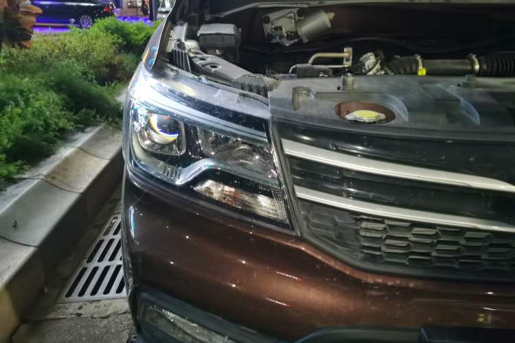 Used Oshan Ounuo S 2023 1.5L Deluxe Edition Dual-Steaming Air-Conditioned Passenger Van JL473QG 7 Seats