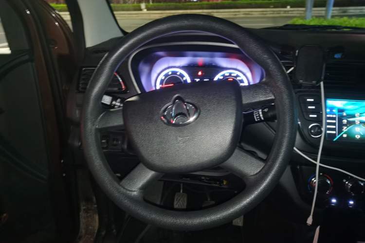 Used Oshan Ounuo S 2023 1.5L Deluxe Edition Dual-Steaming Air-Conditioned Passenger Van JL473QG 7 Seats