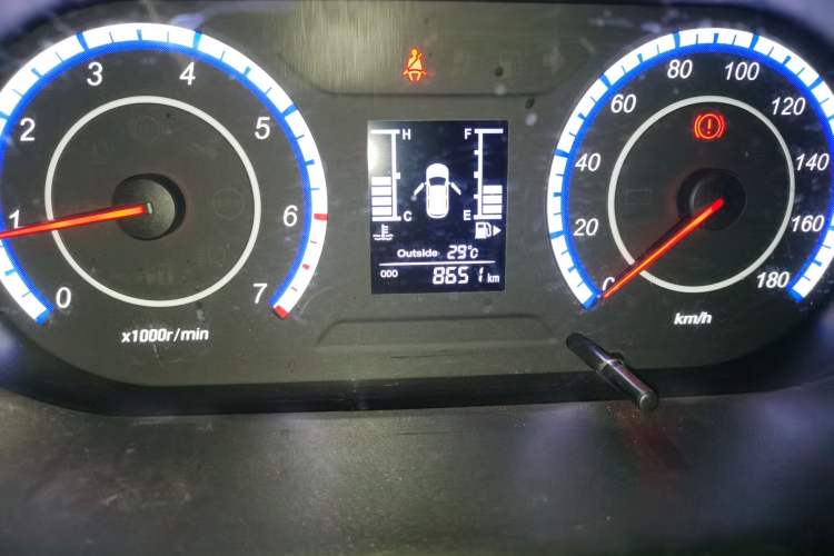 Used Oshan Ounuo S 2023 1.5L Deluxe Edition Dual-Steaming Air-Conditioned Passenger Van JL473QG 7 Seats