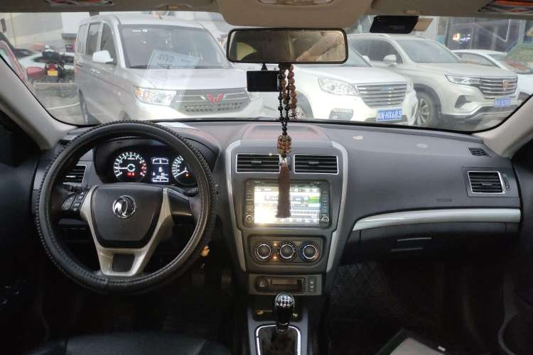 Used FORTHING Joyear S50 2014 1.5L Manual Luxury Model
