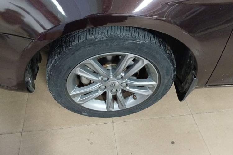 Used Geely Auto Emgrand 2017 Sedan Million Edition 1.5L Manual - Upward Version Left Front Wheel Hub