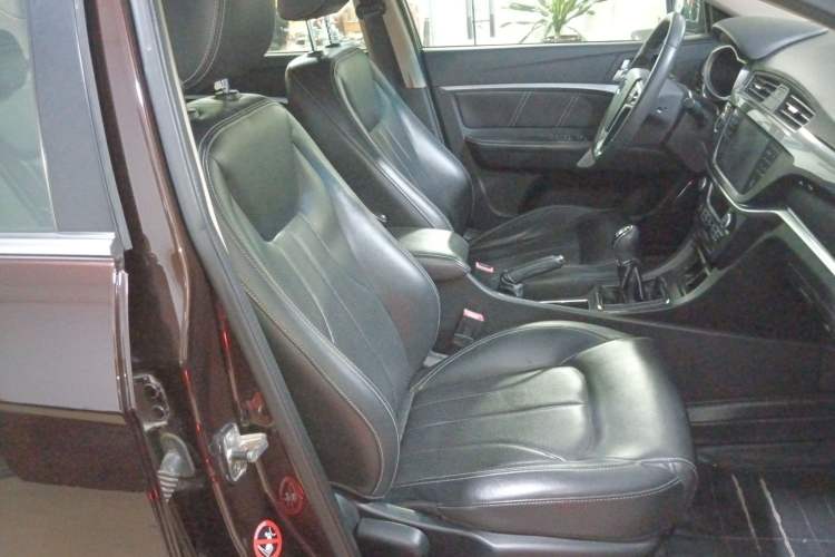 Used Geely Auto Emgrand 2017 Sedan Million Edition 1.5L Manual - Upward Version Right Front Seat