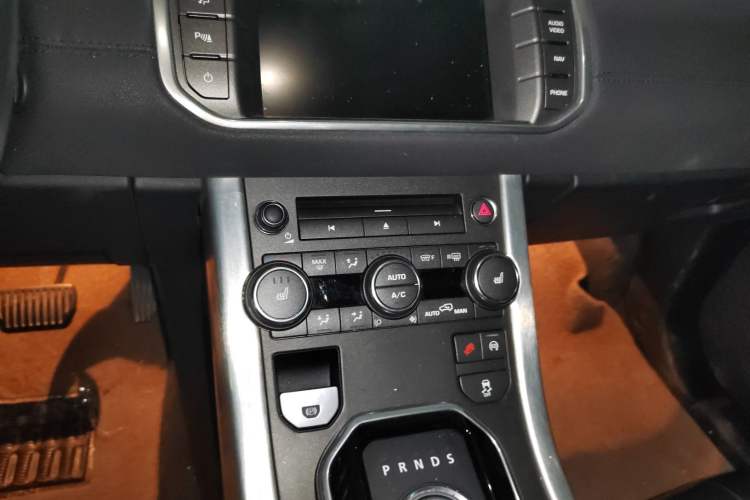 Used Land Rover Range Evoque 2014 2.0T 5-Door Luxury Edition