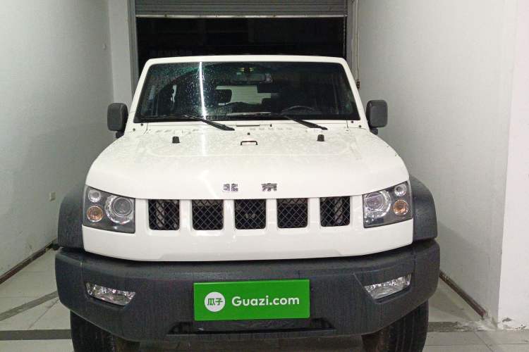 Used BAIC Off-Road BJ40 2014 2.4L Manual Cross-Country Edition
