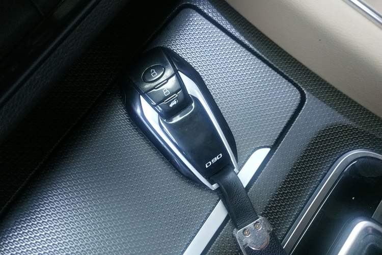 Used SAIC MAXUS D90 2017 2.0T Automatic All-Wheel Drive Sirius
