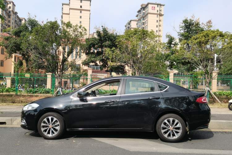 Used Fiat Viaggio 2012 1.4T Automatic Enjoyment Edition
