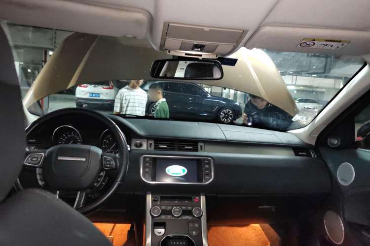 Used Land Rover Range Evoque 2014 2.0T 5-Door Luxury Edition