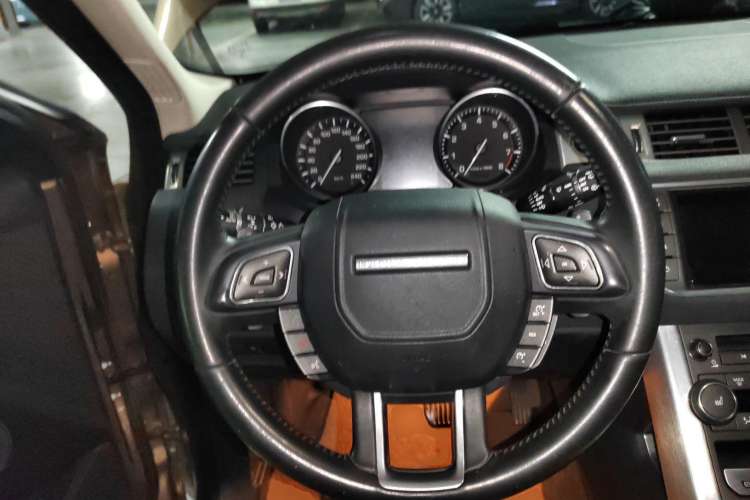 Used Land Rover Range Evoque 2014 2.0T 5-Door Luxury Edition