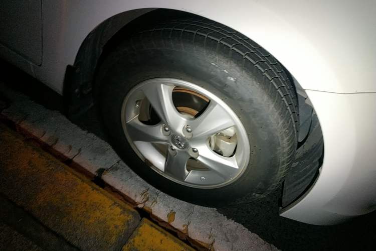 Used Hyundai Verna Ray 2014 1.4L Automatic GLX