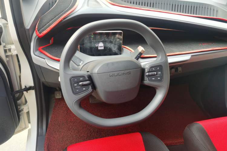 Used Wuling NAMMIEV 2021 Playful Model – High-Power Version