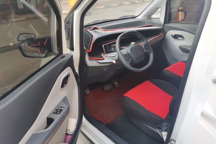 Used Wuling NAMMIEV 2021 Playful Model – High-Power Version
