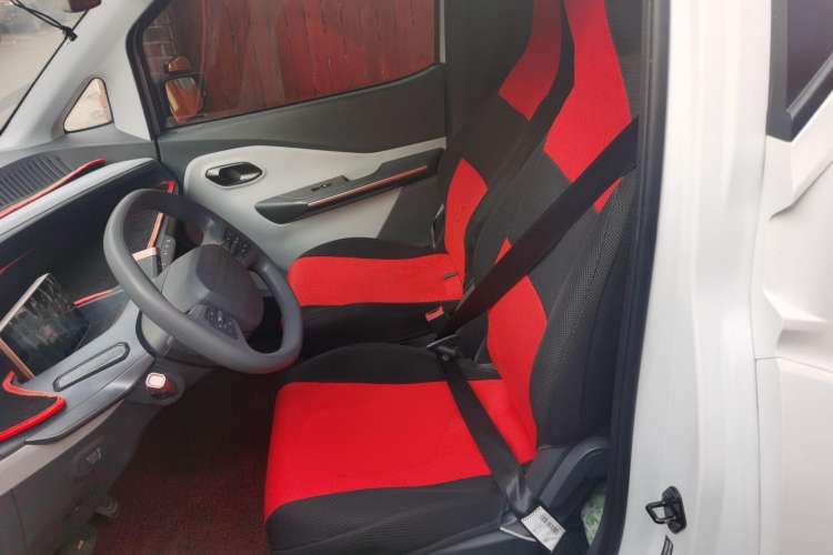 Used Wuling NAMMIEV 2021 Playful Model – High-Power Version