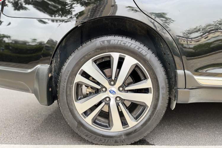Used Subaru Outback 2018 2.5i Sport Navigation Edition with EyeSight
