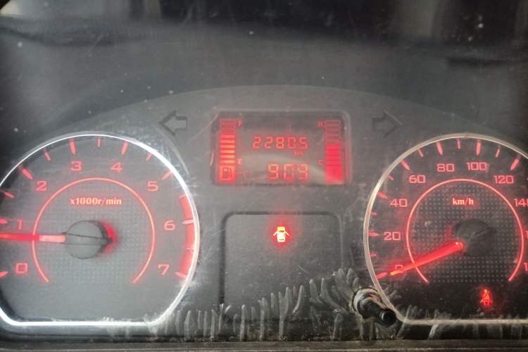 Used Wuling Rongguang 2021 1.5L Extended Standard Version with Air Conditioning – L3C
